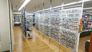 コンプオフ店舗情報 トレカの販売 買取はコンプオフ